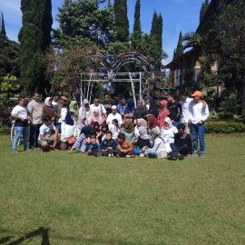 Villa Untuk Rombongan Di Lembang | Villa Gartik