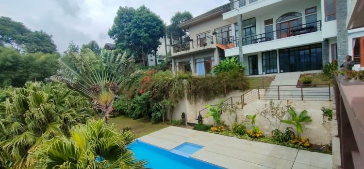 Villa M Flozo 12 Kamar | Private Pool Villa