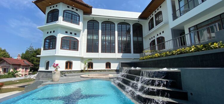 Villa 11 Kamar Kapasitas 50 Orang